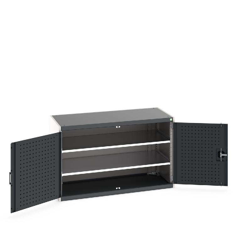 Armoire d'atelier Cubio SMF-1368-1.1 - Portes Perfo - 2 tablettes réglables - Charge 1,5 tonne_0