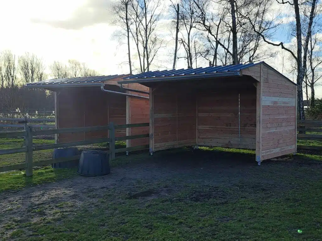 Abri de prairie  en bois douglas - ABR001_1