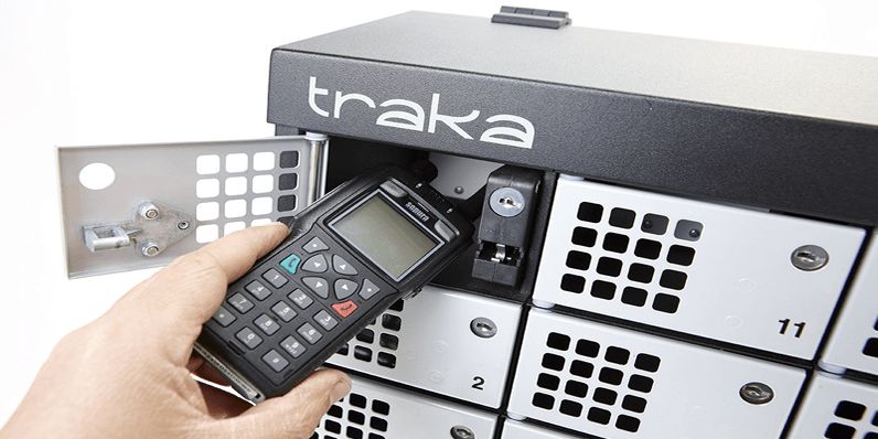 Casier électronique avec chargeur intégré, pour la gestion sécurisée des radios et téléphones - traka box_0