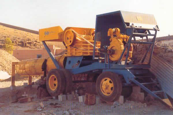 Concasseur à mâchoires CLERO JC 800x225 - 3500 kg, 15 à 30 Kw, 10-30 T/h_0