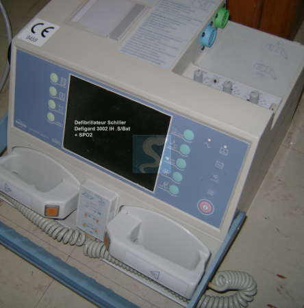 Défibrillateur Schiller Defigard 3002IH S/F avec ECG et SPO2_0