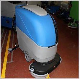 Autolaveuse accompagnée Fiorentini ECOSMALL 70 B - 48V, 80L, 700mm, rendement 3500 m²/h_0