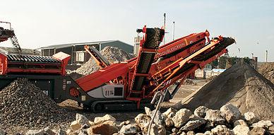 Cribleur mobile sandvik qa451_0