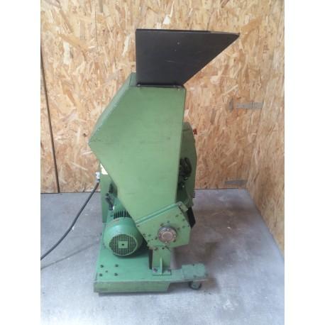 Broyeur plastique industriel Rapid 1535 - Tension 400V/50Hz - Année 1997 - N° de série 310.577_0