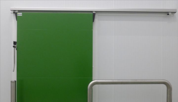 Porte de chambre froide coulissante Isomasters - pour températures positives et négatives - design élégant et isolation optimale_0