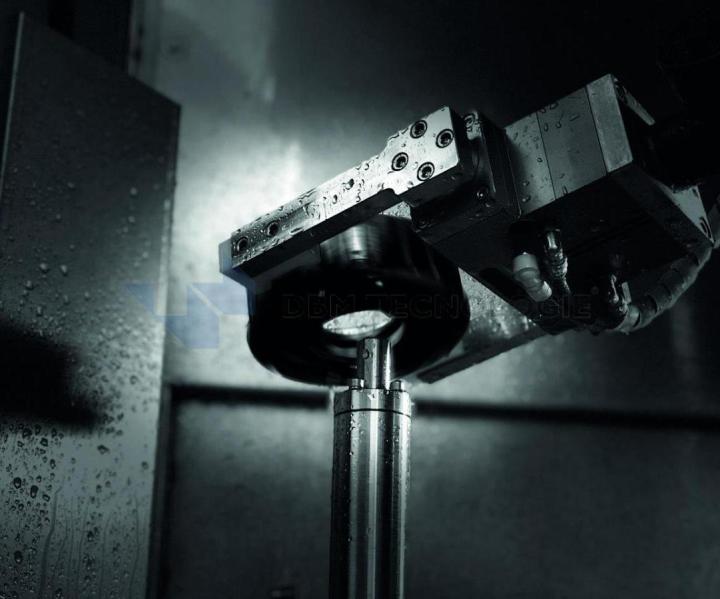 Systèmes d'ébavurage/fluxage haute pression avec robot de préhension - Modèles Mercury_0