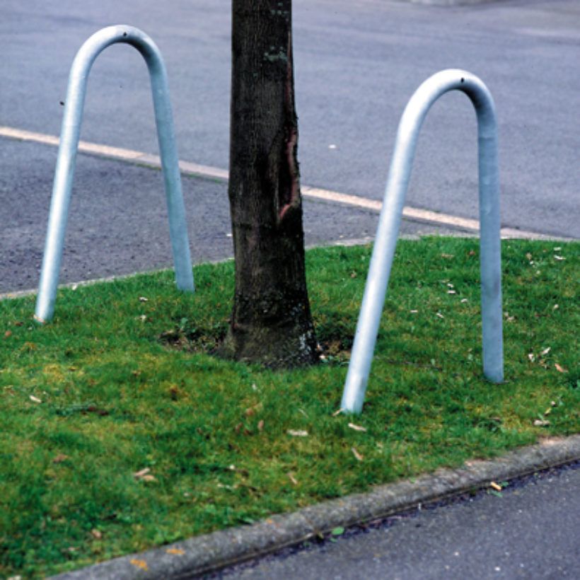 B336S2GA Arceau urbain - Mottez - Arceau simple zinzimir galvanisé - Ø50/2 - HT 850mm - Base 650mm_0