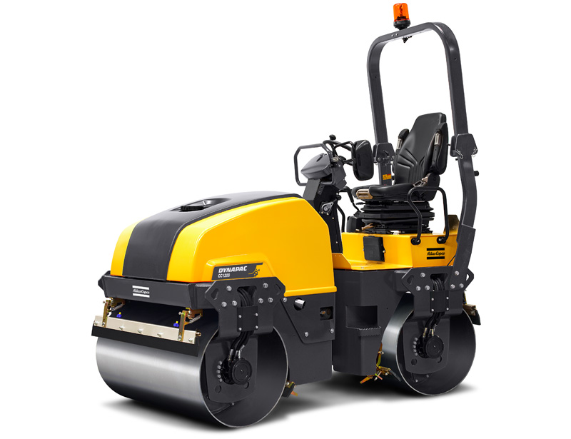 Compacteur 1m20 ? 2t500 double bille (dynapac cc1200)