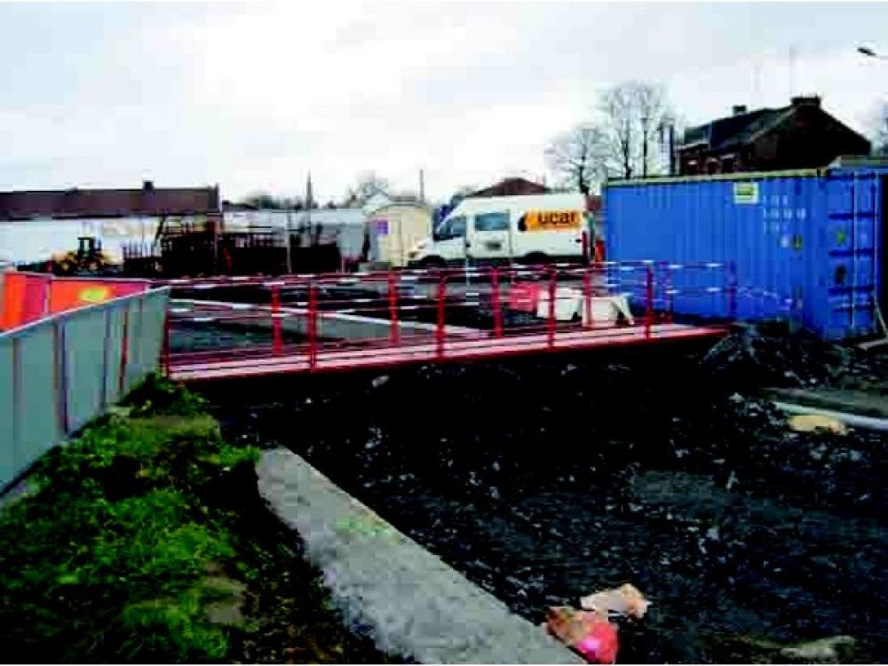 Passerelle extensible 4.50 m - Référence P39P00000000 - Barrières acier personnalisables_0