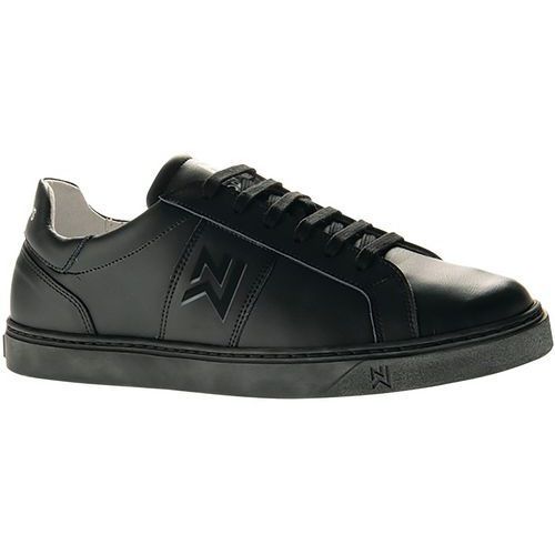 BASKET DE TRAVAIL EN CUIR NOIR POINTURE 40 - NORDWAYS