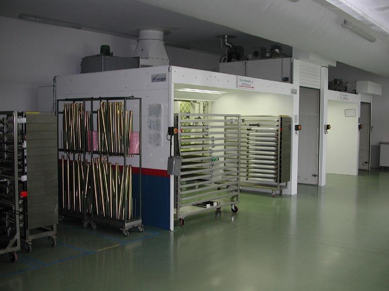 Cabine de peinture liquide - Ventilation horizontale ou verticale - Applications diverses et systèmes de filtration innovants_0