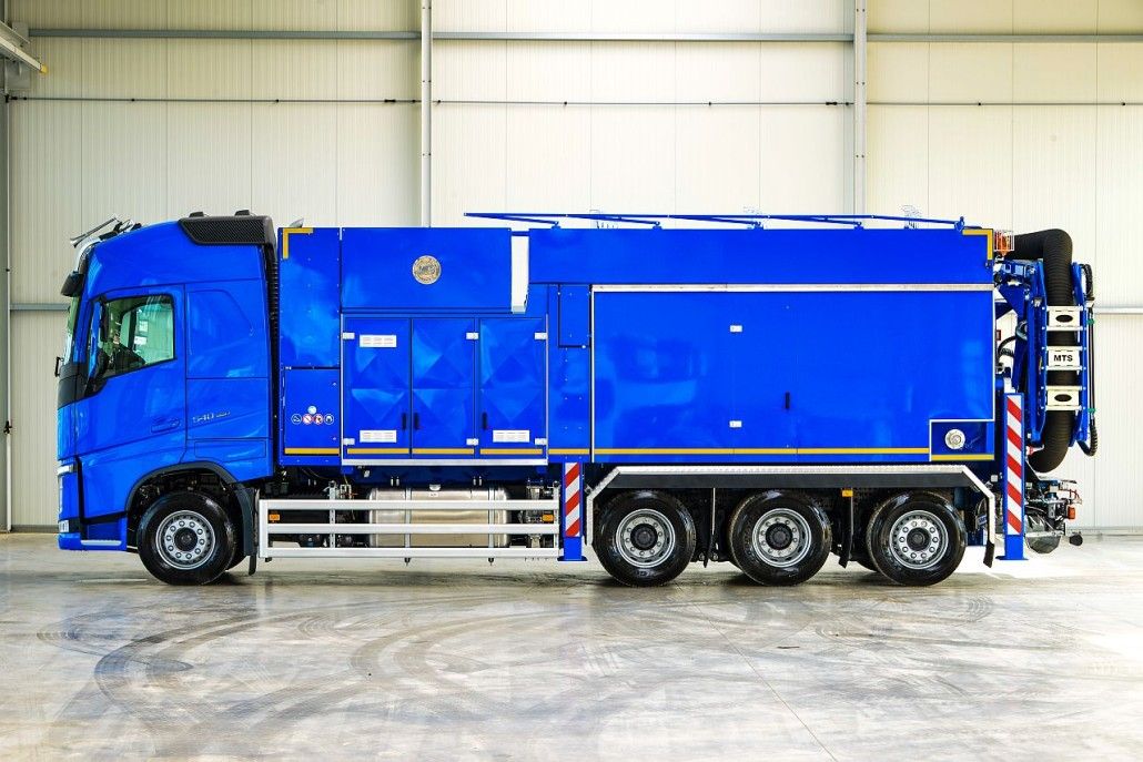 Dinotriple - Camions aspirateurs MTS - 4,5 m³/min - Volume de benne 8m³ ou 12m³_0
