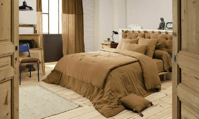 PARURE DE LIT GANYMÈDE  CAMEL 260X240 CM