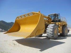 Godets grands volumes - pour chargeuses de 2000 à 21 000 litres/SAE - applications sévères et sur mesure_0