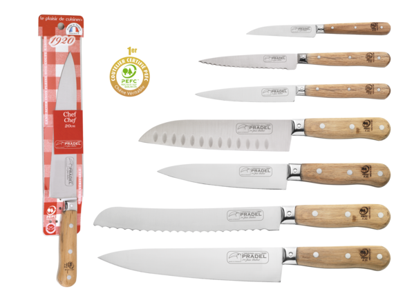 Couteaux de cuisine chene PEFC - Ensemble à table