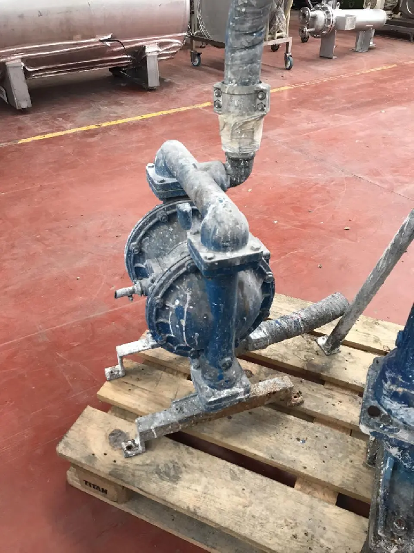 Pompe pneumatique à double membrane aodd sandpiper s15 b1a1tabs000 d'occasion - référence                        :                         c6976_0