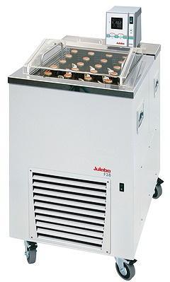 Cryothermostat compact JULABO F38-ME réf 9162638 - système de chauffage/refroidissement précis pour tests de vieillissement de la bière_0