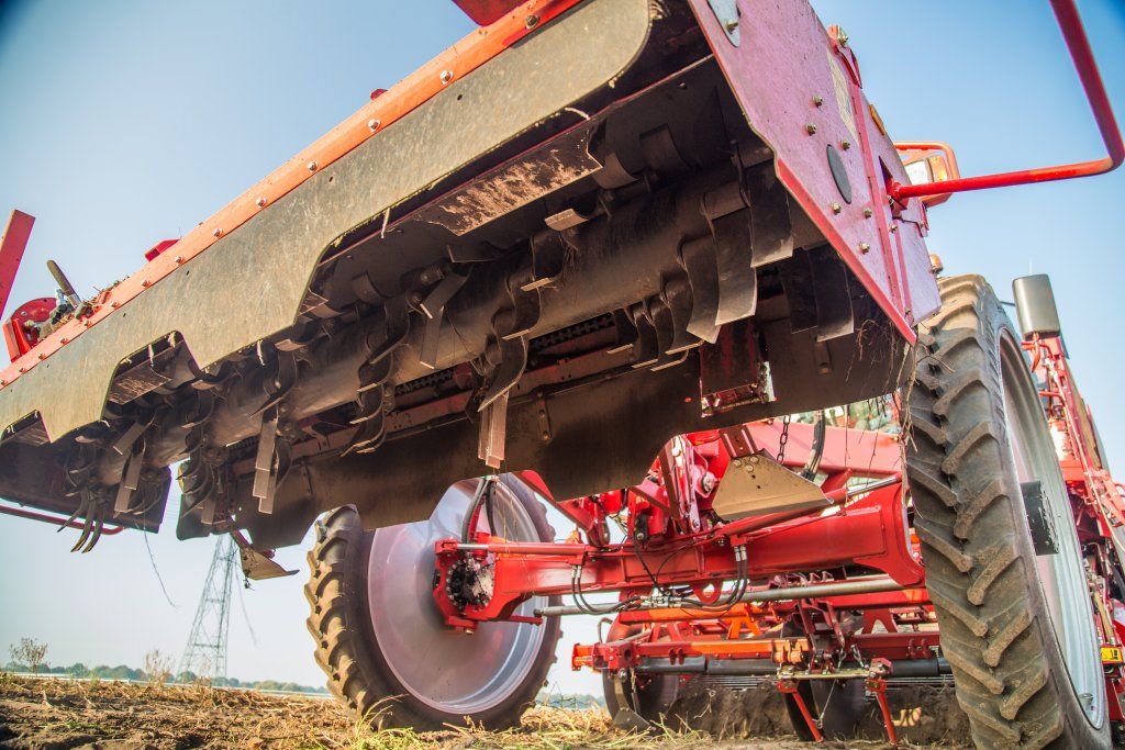 Récolteuse automotrice VARITRON 470 - ASA-LIFT - Trémie 7000 kg, moteur Mercedes-Benz phase V, châssis sur roues_1