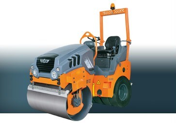 Rouleau compresseur 2.5T, 1.20m - moteur diesel Kubota - spécial gravillons_0