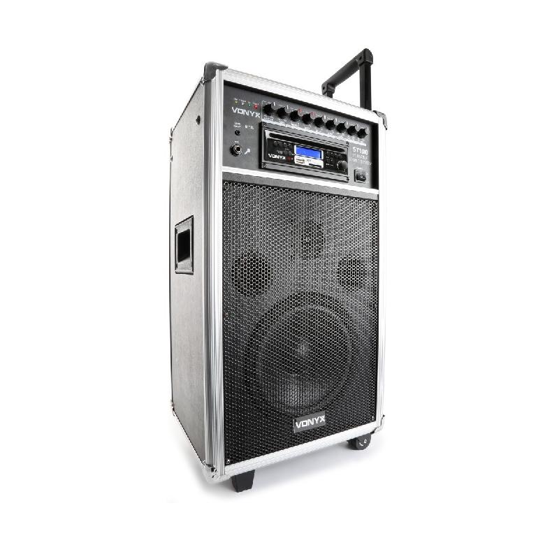 SONO PORTABLE BATTERIE/SECTEUR VONYX ST-100 MKII (CD/SD/USB/MP3/BT) AVEC 1 MICRO MAIN FILAIRE ET 2 HF POUR 100 À 200 PERSONNES (DURANT LA GARANTIE : PRÊT EN MAGASIN GRATUIT D'UN APPAREIL SIMILAIRE !)