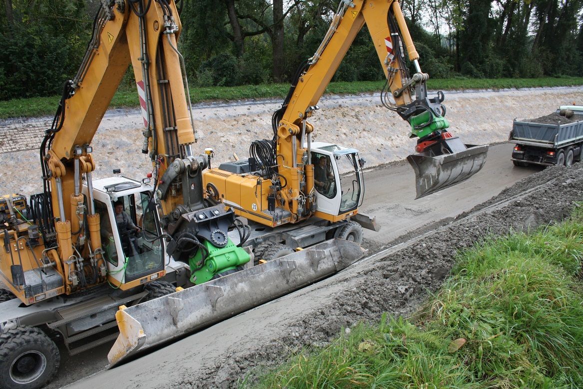 Tiltrotator sans verins en attache liebherr_0