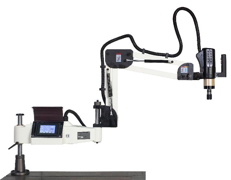 Bras de taraudage électrique M3 à M16 écran tactile PLC servo 0,6 kW 230V portée effective 1500 mm avec 8 douilles dia. 19 MW-Tech ETA1615_0