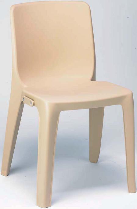 CHAISE EN RÉSINE 