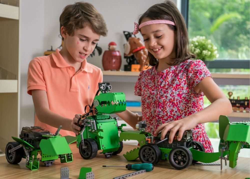 Robot pedagogique programmable - q-dino_1