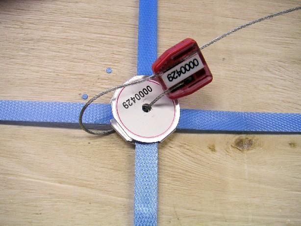 Scellés de sécurité - Pallet Seal pour cerclage avec câble et plaque aluminium_0
