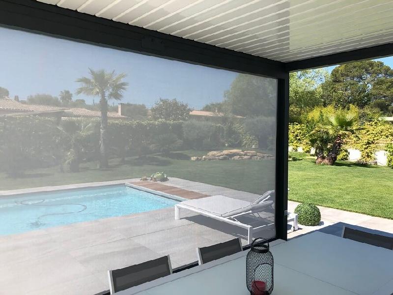 Store Screen Coffre 115 Micro-Perforé PVC Dickson Vertical Extérieur Motorisé pour Pergola et Véranda Sur Mesure Référence: Store 115 swk_0