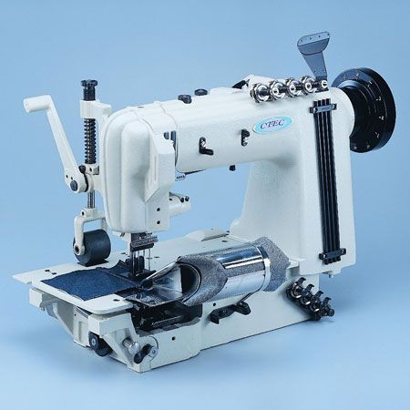 Ct300w 405 - piqueuse plate - 4 aiguilles - machine à coudre pour poids lourds - Chung Tien Enterprise Co., Ltd._0