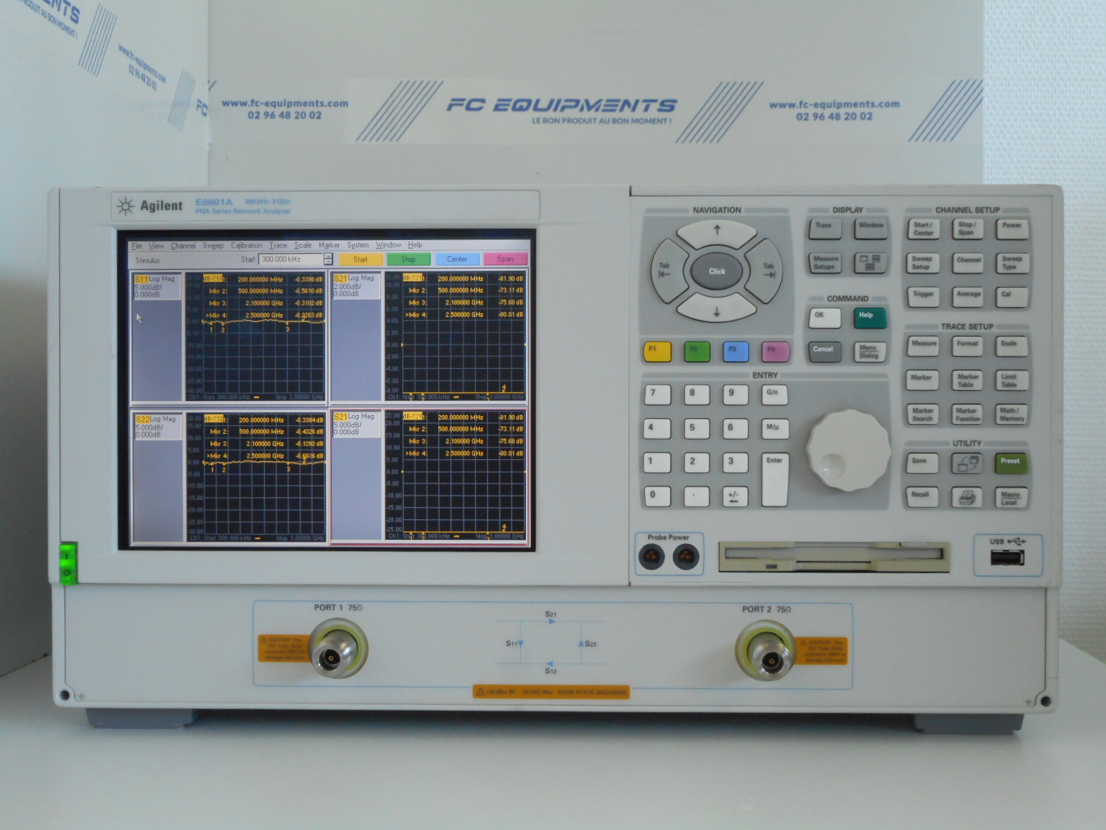 E8801A - Analyseur de réseau PNA Keysight Technologies (Agilent / HP) - 300 kHz à 3 GHz - 75 ohms - Analyseur de signaux vectoriels_0