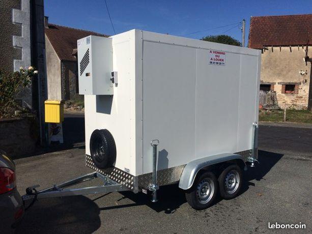 Remorque frigorifique 750 kg avec châssis Lider et charge utile 300 kg