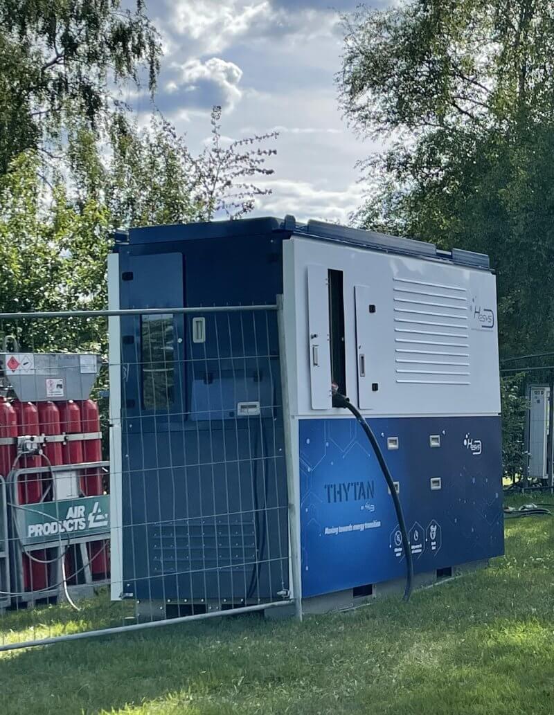 Groupe électrogène hydrogène de la gamme thytan 50 à 130 kva pour site isolé, chantier non relié au réseau électrique_0