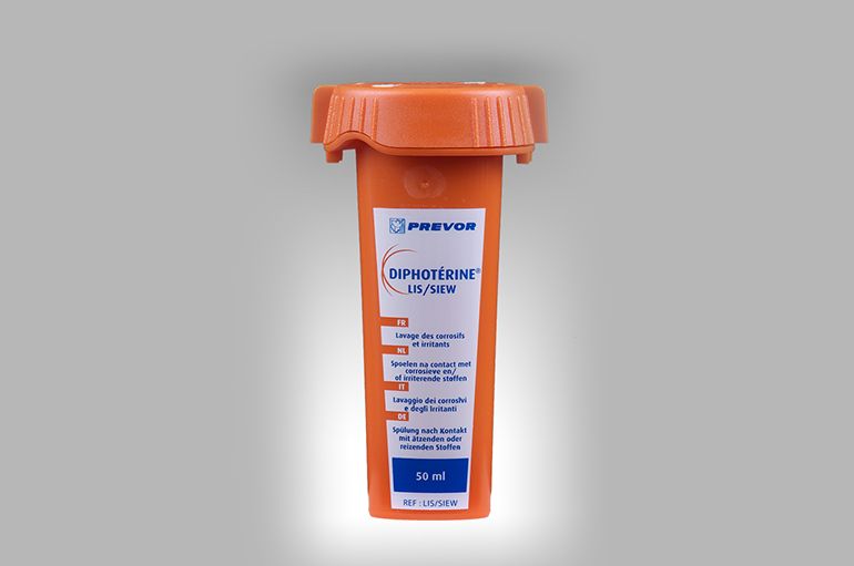 Rince-œil stérile 50 ml - LIS 1520 DI - Farmor - avec œillère ergonomique et étui ceinture_0