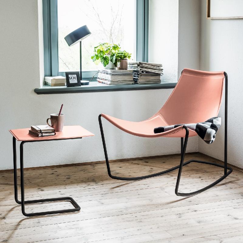 Fauteuil à bascule en cuir APELLE - MIDJ - design lounge avec structure en acier et 16 coloris disponibles_0