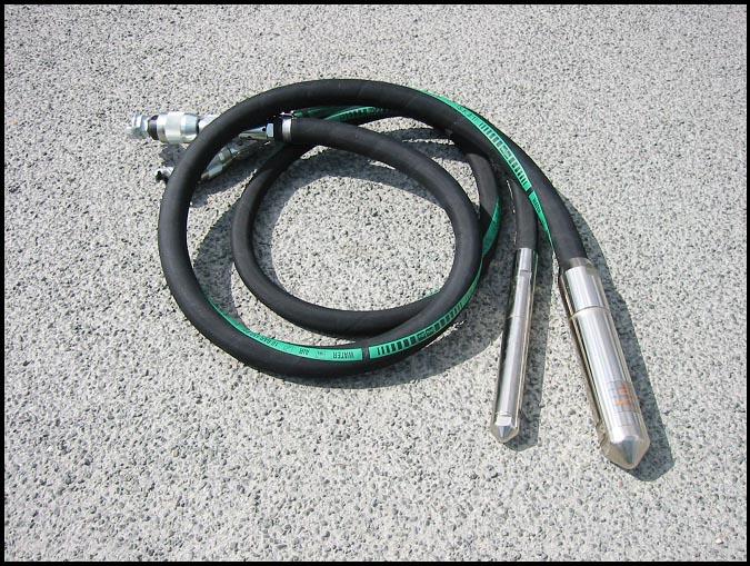 Aiguilles vibrantes pneumatiques - 2 m de gaine - diamètres 25 à 78 mm - à rouleau sans lubrification_0