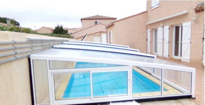 Abri piscine adossé Dublin - télescopique, motorisé, aluminium et polycarbonate anti-UV_0