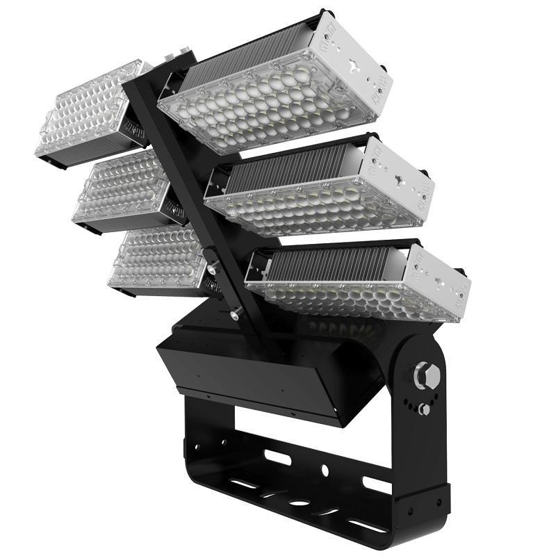 Lumière d'inondation multidirectionnelle modulaire à haut mât - Éclairage haute efficacité pour terrains de sport - 720W/600W, 160 lm/W_0