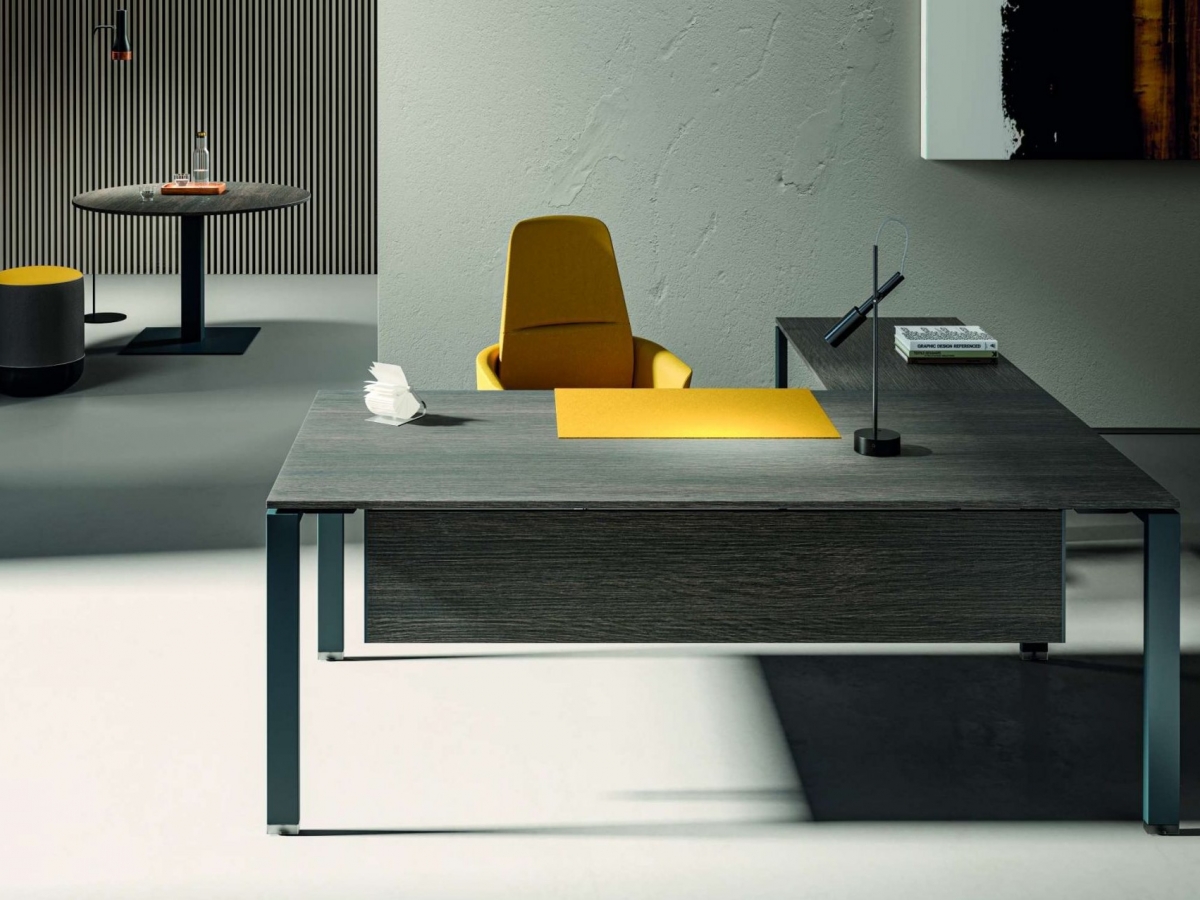Bureau d'angle avec caisson
