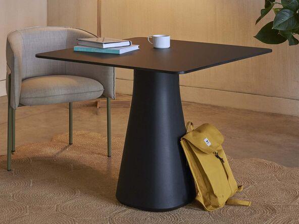 Table carrée polyvalente Baelo personnalisable dans de nombreux coloris_0