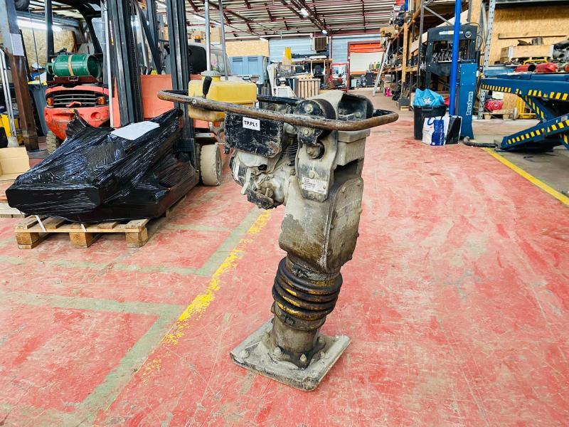 AMMANN pilonneuse_0