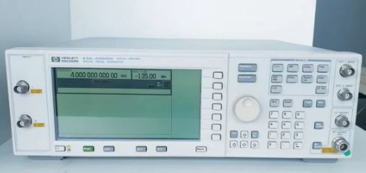E4433A - Générateur de signaux ESG Keysight Technologies (Agilent / HP) - 250 kHz à 4 GHz avec atténuateur électronique et modulation numérique_0