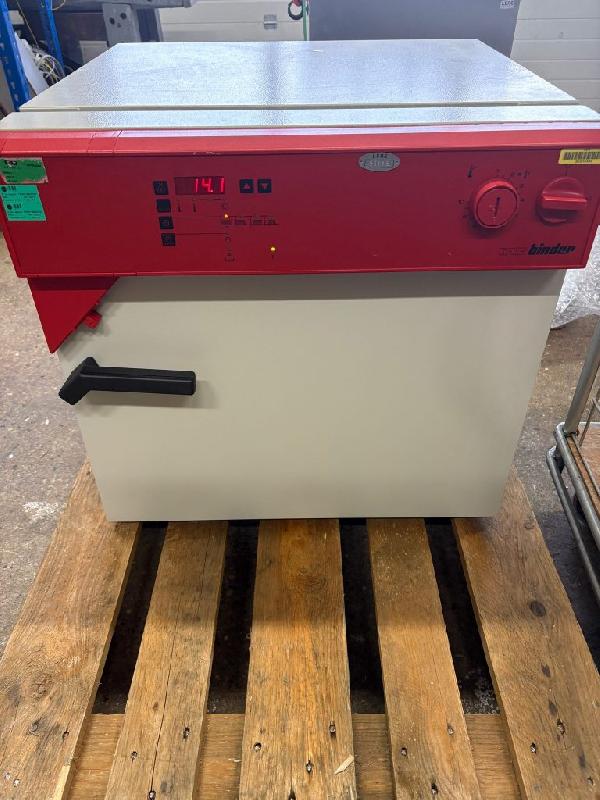 Incubateur, bed-53, binder_0