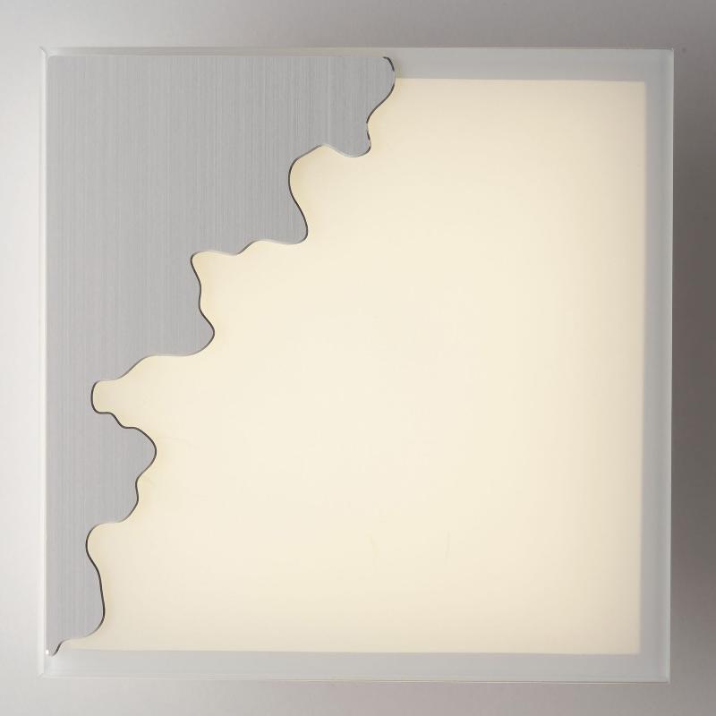 ECO-LIGHT APPLIQUE CHIC, ANGULAIRE, ARGENTÉ/SATINÉ, 25X25 CM