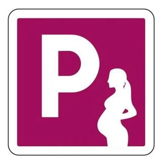 Panneau de parking  réservé aux femmes enceintes_0