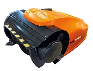 Robot repousse-fourrage Pro-Feed + - nouvelle génération avec écran tactile de 10
