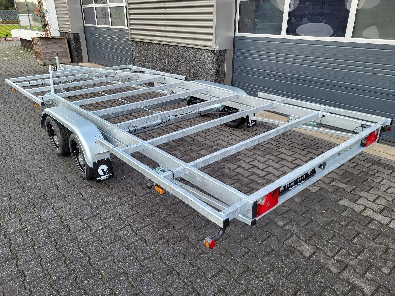 TH 5m40 x 2m44 version basse 3 x essieu 1350 kg_0