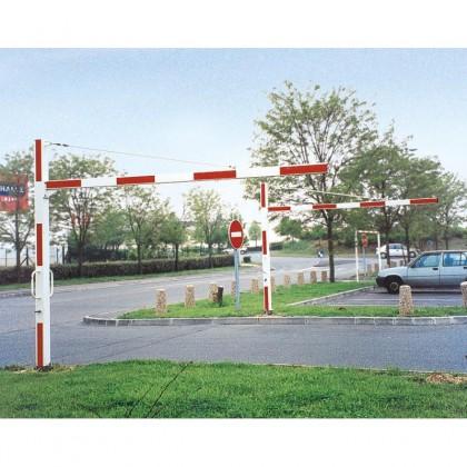 Portique tournant universel en acier - jusqu'à 12 mètres - gestion d'accès poids lourds et caravanes_0