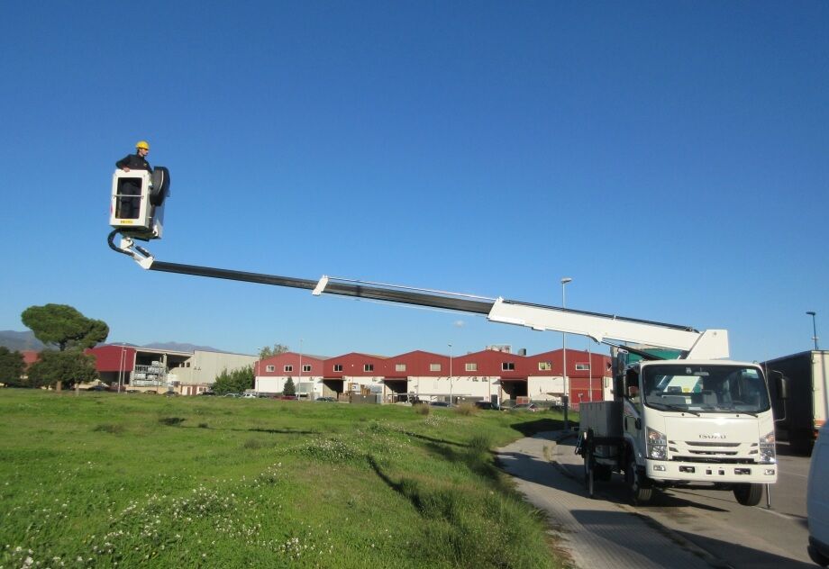 TLR 17 Reinforced Camion Nacelle - Movex - 17,10 m - Série TLR, hauteur de levage jusqu'à 16 m_0